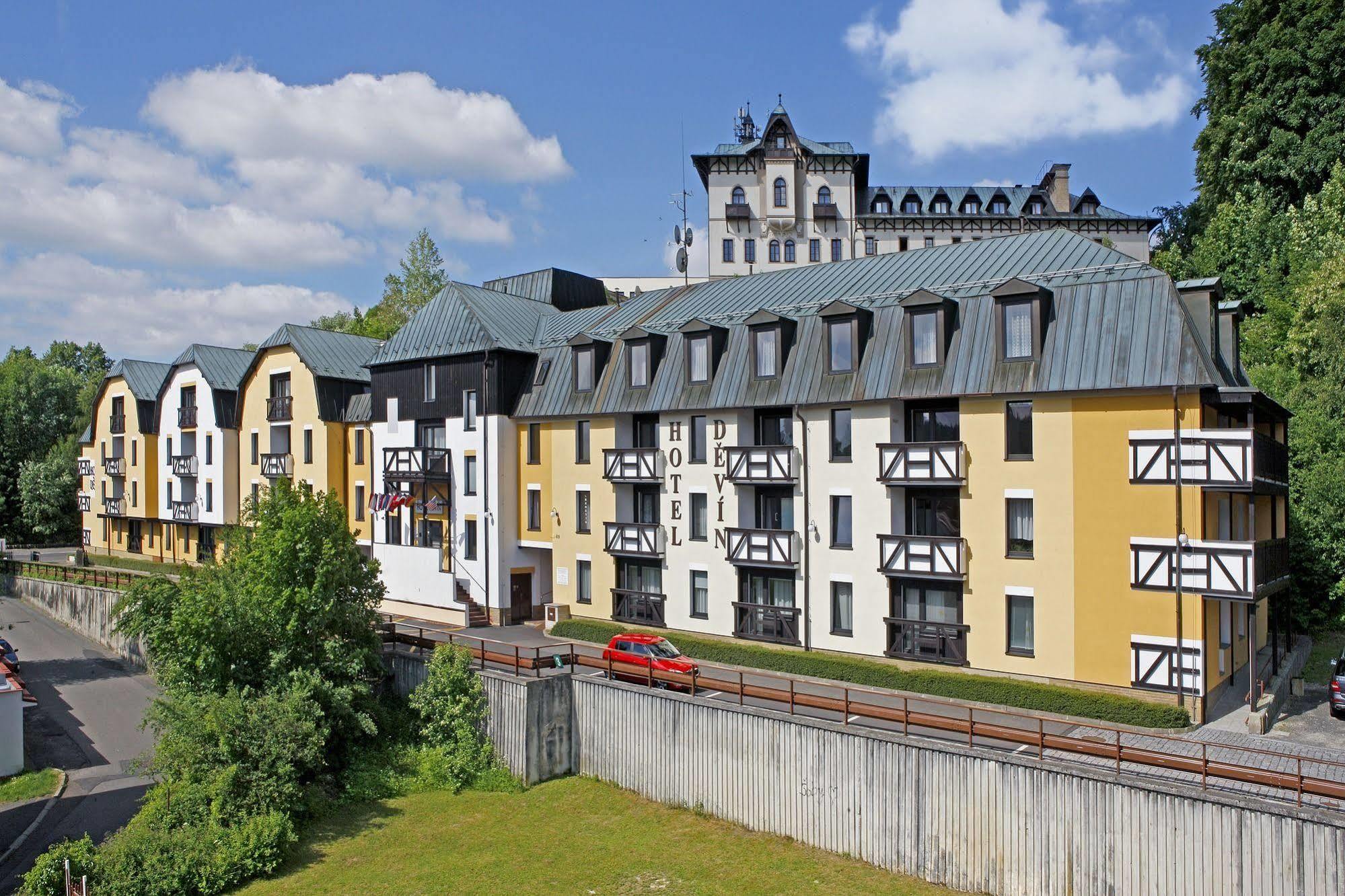 Spa Hotel Devin マリアーンスケー・ラーズニェ エクステリア 写真